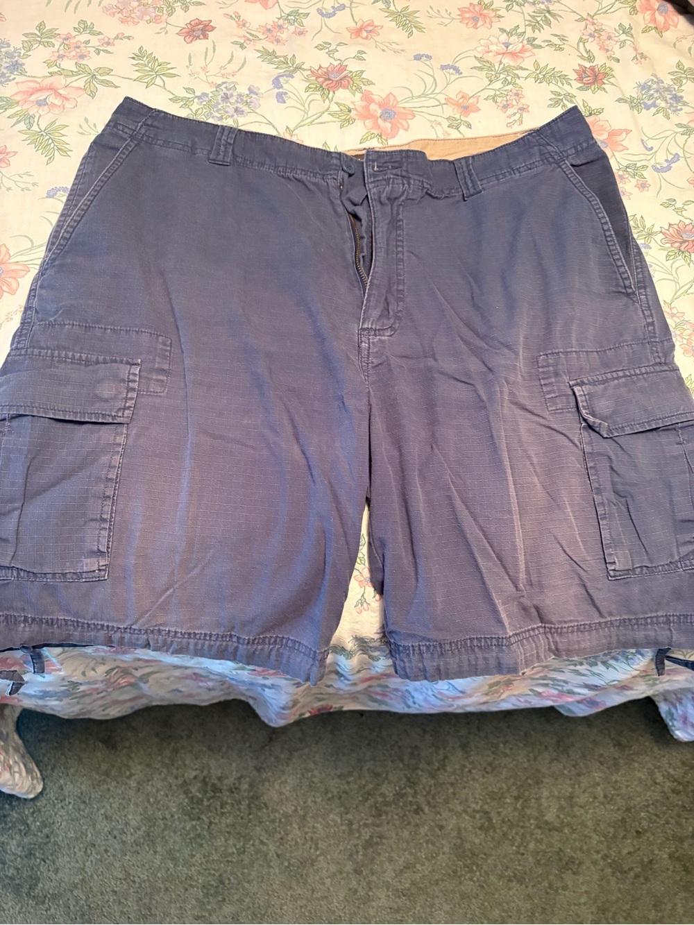 St. John's Bay Men's Cargo Shorts in Navy